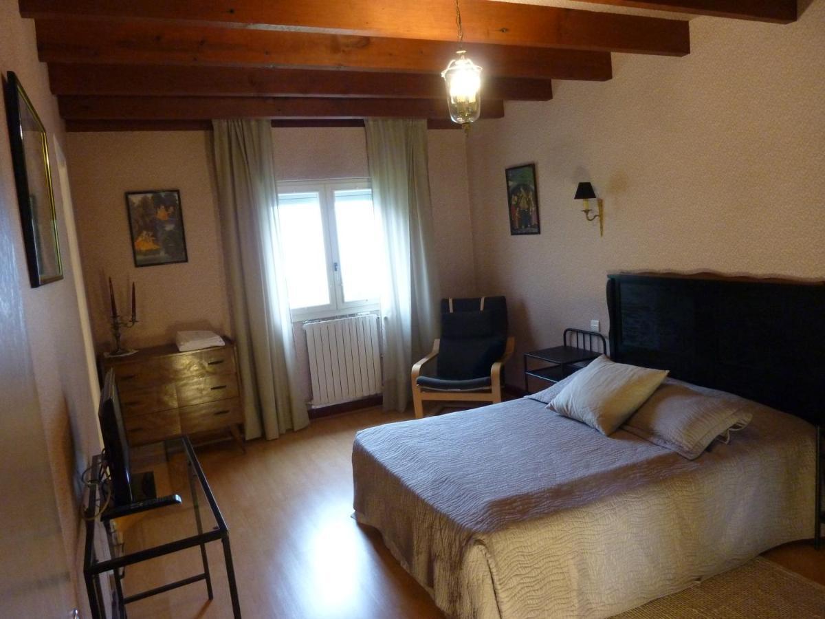 Les Millepertuis Villa Luz-Saint-Sauveur Bagian luar foto
