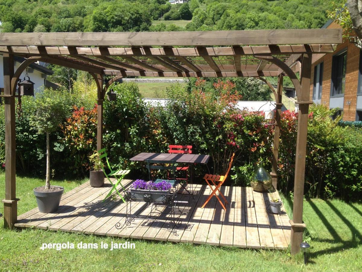 Les Millepertuis Villa Luz-Saint-Sauveur Bagian luar foto