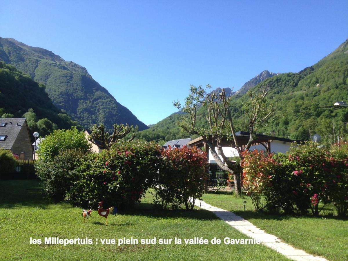 Les Millepertuis Villa Luz-Saint-Sauveur Bagian luar foto