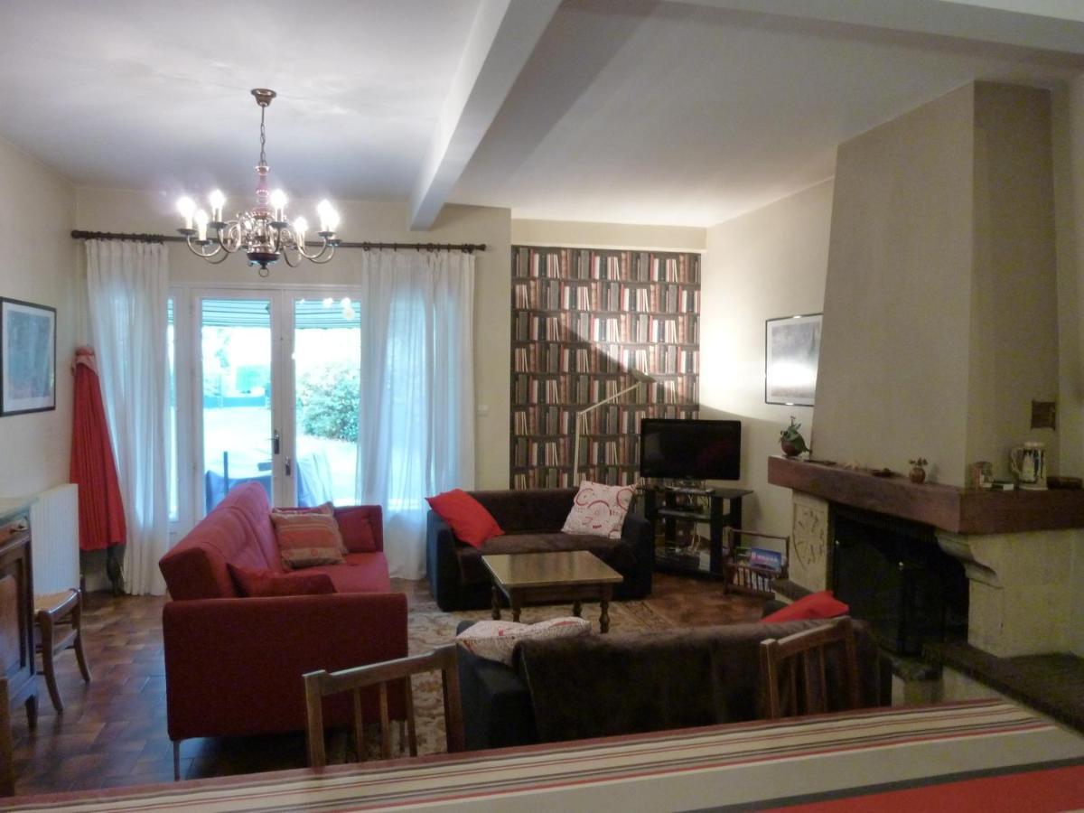 Les Millepertuis Villa Luz-Saint-Sauveur Bagian luar foto